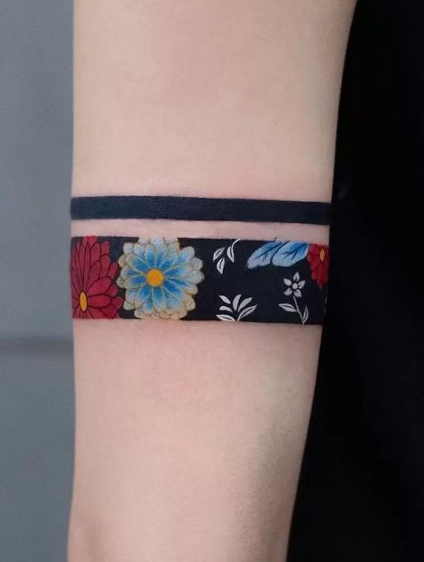 The Ultimate Guide To Flower Tattoos Traditional Tattoo Wrist, Wrist Band Tattoo, Cuff Tattoo, Band Tattoos, Framed Tattoo, Bracelet Tattoo, Band Tattoo Designs, Anklet Tattoos, 4 Tattoo