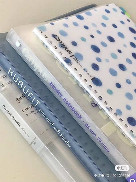 Blue Aesthetic School Supplies, School Supplies Aesthetic Blue, Notebooks Aesthetic School, Blue Stationary Aesthetic, Korean School Supplies Aesthetic, School Material Aesthetic, Blue School Aesthetic, Aesthetic Back To School Supplies, Blue School Supplies