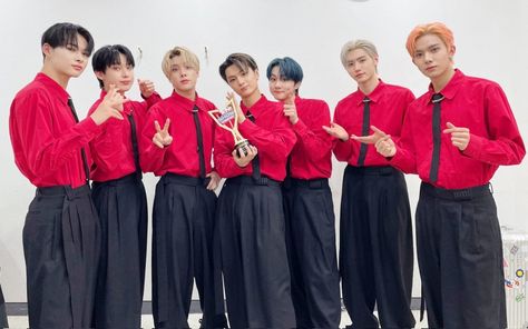 ENHYPEN takes home the win on 'Show Champion' with "Blessed-Cursed" Enhypen Official, Handsome Prince, Jay Park, Group Photo, Twitter Update, Red Outfit, Group Photos, Extended Play, Proud Of You