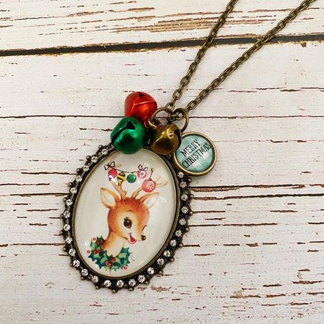 Vintage Reindeer, Christmas In July Sale, Halloween Necklace, Sweet Necklace, Christmas Necklace, Christmas Pendant, Christmas Mom, Holiday Jewelry, Cute Necklace