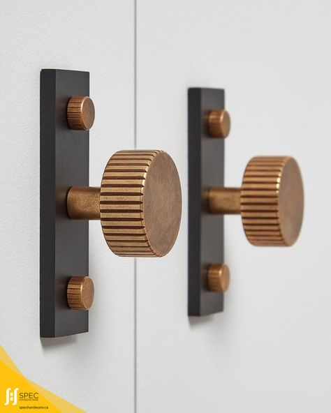 Unique Cabinet Hardware, Garage Inspiration, Brass Kitchen Hardware, Brass Cabinet Knobs, Armac Martin, Cabinet Knobs And Handles, Black Cabinet Hardware, Hardware Kitchen, Family Homestead