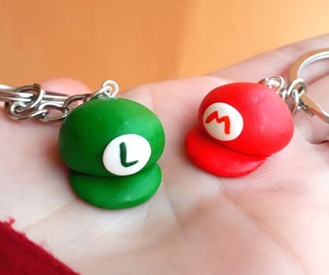 Pokemon Clay Earrings, Air Dry Clay Charms Tutorials, Cute Clay Ideas For Boyfriend, Matching Clay Ideas, Easy Clay Sculptures, Mario Y Luigi, Crea Fimo, Clay Keychain, Clay Diy Projects