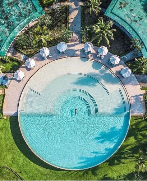 Pool Grotto, Amazing Swimming Pools, Hotel Swimming Pool, Luxury Swimming Pools, Pool Water Features, Pool Landscape Design, Round Pool, Luxury Pools, Resort Design