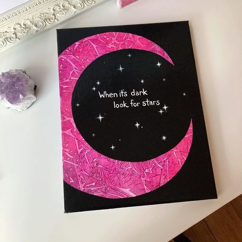 Glow In The Dark Painting Ideas, Things To Paint On A Black Canvas, East Painting Ideas Beginners, Moon Painting Easy, Canvas Painting Moon, 2 Canvas Painting Ideas, Black Canvas Paintings Easy, Dark Canvas Art, 2 Canvas Painting