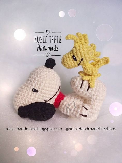 Rosie's Handmade Creations: Snoopy & Woodstock amigurumi Snoopy And Woodstock Crochet Pattern, Woodstock Amigurumi Free Pattern, Crochet Snoopy Keychain Free Pattern, Crochet Woodstock Free Pattern, Woodstock Crochet Pattern Free, Crochet Woodstock, Bts Amigurumi, Crochet Snoopy, Crochet Princess