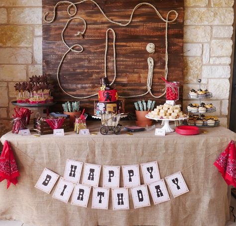 Click to see the best Wild Wild West Birthday Party Ideas. There's even a Wild West Printable Party Set. This birthday party is perfect for your little cowboy that loves to pretend they are out on the ranch. See all the Western Party Ideas for the dessert table and cowboy party decorations from MINT Event Design www.minteventdesign.com #wildwest #cowboy #birthdayparty #partyideas #desserttable #boybirthday Wild West Birthday Party, Cowboy Themed Birthday Party, Wild West Birthday, Rodeo Birthday Parties, Cowboy Theme Party, Western Birthday Party, Wild West Party, Country Birthday, Cowboy Birthday Party