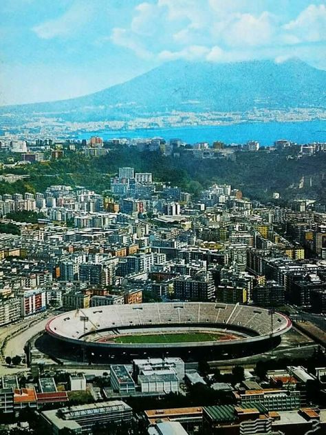 Stadio San Paolo, Napoli, 1982. Stadium Pics, Stadium Architecture, San Paolo, Sports Stadium, Sports Arena, Tips For Success, Football Stadiums, Vintage Football, Inter Milan