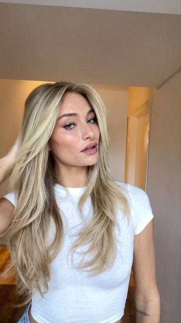 Bleached Highlights On Dark Hair, Jessica Felter, Healthy Blonde Hair, Hair Contouring, Brunette Hair With Highlights, Straight Blonde Hair, Dark Hair With Highlights, Best Feeling, Brunette Balayage Hair