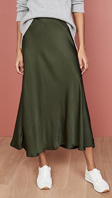 Velvet Shelby Skirt | SHOPBOP Green Satin Skirt Outfit, Green Satin Skirt, Green Silk Skirt, Silk Skirt Outfit, Satin Skirt Outfit, Rok Outfit, Fashion Skirts, Office Outfit, Satin Skirt