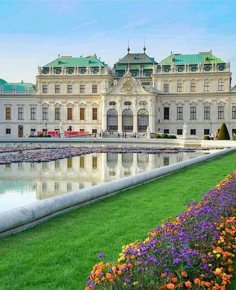 Belvedere Castle, Vienna, Austria Belvedere Palace, Most Beautiful Gardens, Beautiful Castles, Vienna Austria, Travel Aesthetic, World Heritage, Nature Pictures, Beautiful Gardens, Vienna