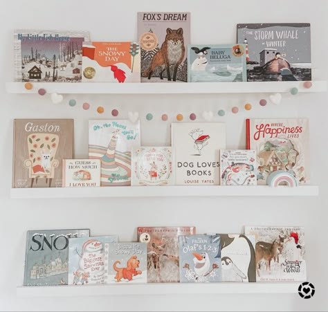 Kids Christmas Bookshelf, Kid Bookshelves, Winter Bookshelf, Themed Bookshelves, Playroom Bookshelf, Holiday Bookshelves, Pastel Heart, Book Displays, Winter Books