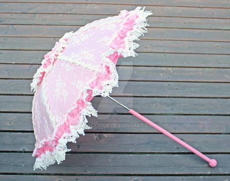 Kawaii Umbrella, Pink Parasol, Black Parasol, Cute Umbrellas, Hello Kitty Characters, Steampunk Diy, Umbrellas Parasols, Anime Dress, Tea Parties