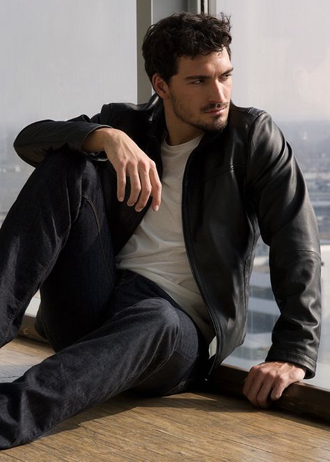 Mats Hummels #HugoBoss #BVBDortmund #gorgeous #GermanyNT Soccer Players Physique, Icon Magazine, Mats Hummels, Dfb Team, Mr Perfect, Soccer Motivation, Character Inspiration Male, We Need You, Football Is Life