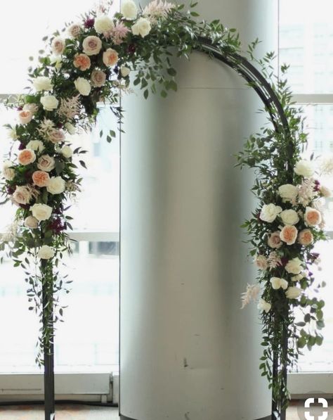 Arch With Flowers Wedding, Church Decorations Wedding, Arch Wedding Decoration, Wedding Arch Garland, Bougainvillea Wedding, Flower Arches, Wedding Church Decor, Wedding Arbors, Arrange Flowers