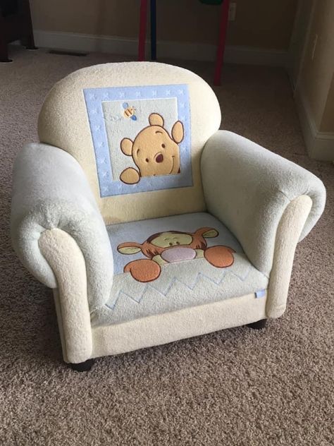 Being A Good Citizen, Kid Sofa, Winnie The Pooh Nursery, Baby Room Themes, Nursery Room Design, Good Citizen, Baby Room Inspiration, Nursery Room Inspiration, Baby Room Design