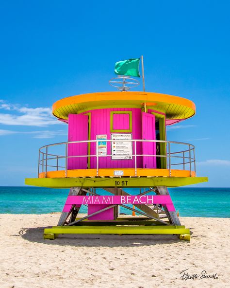 Lifeguard Tower 10 St | Edwar Simal Photography 📷 Beach Lifeguard, Side Portrait, Lifeguard Tower, Winter Break, Photo Series, Florida Vacation, Art Accessories, Painting Photos, Miami Beach