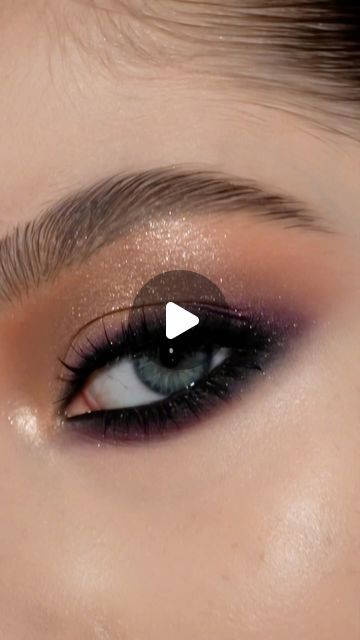 Smokey Eyeshadow Step By Step, How To Blend Eyeshadow Step By Step, Day Time Eyeshadow Looks, 80s Smokey Eye, My Dream Palette Natasha Denona Looks, Maroon Eyeshadow Looks Step By Step, Grunge Eyeshadow Tutorial, Smokey Eye Editorial, Black Smokey Eye Makeup Step By Step