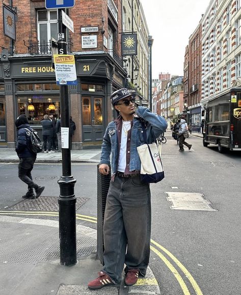 Baggie Jeans Outfit, Baggy Jeans Outfits, Baggy Jeans Outfit, Streetwear Outfit Ideas, Streetwear Inspo, Streetwear Fits, Jeans Outfits, Street Fashion Men Streetwear, Guys Clothing Styles