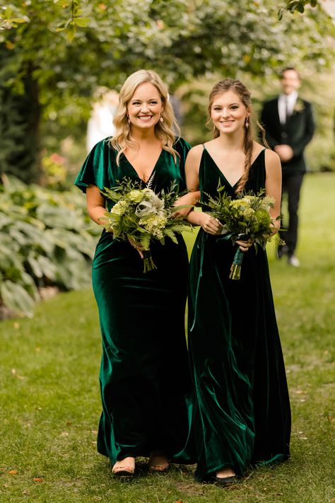 Forest Green Bridesmaid Dresses Fall, Emerald Green Velvet Bridesmaid Dresses, Bridesmaid Dresses Christmas, Green Velvet Bridesmaid Dresses, Green Velvet Bridesmaid, Wedding Guest Dress Fall, Royal Blue Bridesmaids, Emerald Green Bridesmaid Dresses, Velvet Bridesmaid