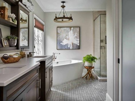 20+ Inspiring ideas to create a dreamy master bathroom retreat Carrera Marble Bathroom, White Bathroom Inspiration, Bathroom Retreat, Bathroom Transformation, Master Bathrooms, Corner Tub, Bad Inspiration, Small Bathroom Makeover, Transitional Bathroom