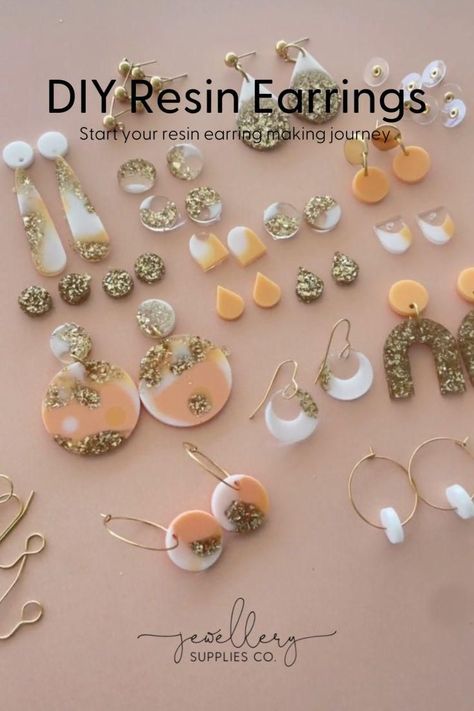 Polymer Clay Earring Supplies, Christmas Resin Earrings Diy, Epoxy Earring Ideas, How To Make Resin Earrings, Resin Jewellery Ideas, Resin Gauges, Resin Earrings Ideas, Resin Earrings Diy, Diy Acrylic Earrings