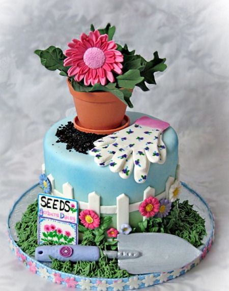 A Chance of Showers can create you a Wedding Shower around this cake's theme! Like A Chance of Showers on facebook!  http://www.facebook.com/chanceofshowersonline?ref=tn_tnmn Cake With Flowers, Daisy Cakes, Cake Wrecks, Garden Cakes, Kolaci I Torte, Spring Cake, Unique Cakes, Special Cake, Novelty Cakes