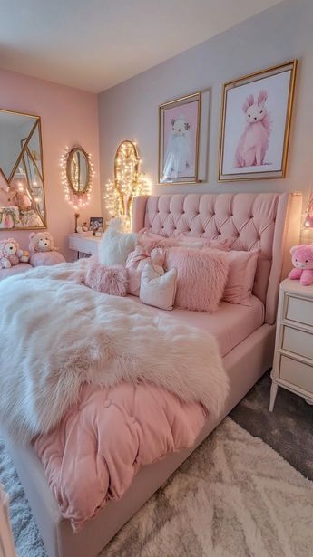 Discover fun and creative pink decor ideas to transform your bedroom into a cozy, girly retreat with soft fabrics, playful wall art, and cute accessories. Cute Bedroom Ideas For Small Rooms Girly, Pink Dorm Rooms Ideas, White And Pink Bedroom Aesthetic, Room Ideas Pink And White, Cute Girly Room, Pink Girly Bedroom, Cute Bedroom Ideas For Small Rooms, Bedroom Inspirations Pink, Girly Room Ideas