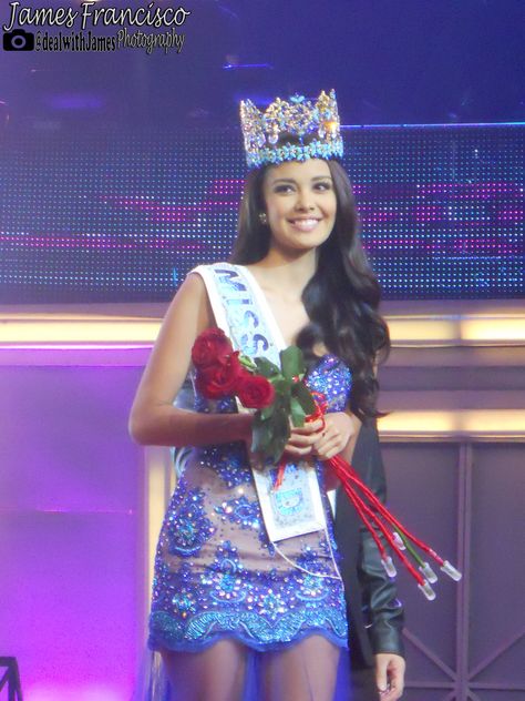 https://flic.kr/p/gDkyhF | Miss World 2013 Megan Young | Opening Miss World 2013, Megan Young, Pageant Life, Miss World, England, Photography, Quick Saves, Beauty