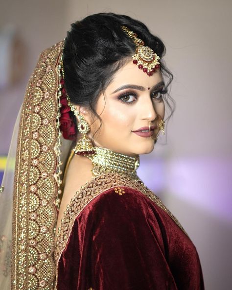 Bridal Juda Hairstyles Front Look, Indian Dulhan, Hairstyle Indian, Bride Collection, Shop Board, Bridal Hairstyle Indian Wedding, Indian Bride Makeup, Bride Photos Poses, Bridal Makeup Images