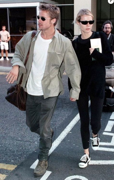 Brad Pitt Street Style, Brad Pitty, Brad Pitt Style, Brad Pitt Hair, Bradley Pitt, Gwyneth Paltrow Style, David Beckham Style, Outfits Hombre, Outfit 90s