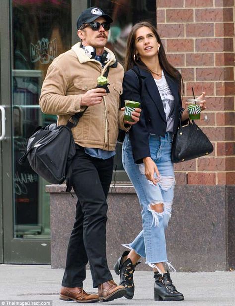 James Franco Street Style, James Franco Outfit, James Franco Paparazzi, James Franco Girlfriend, Isabel Pakzad, The Deuce, Actor James, Terry Richardson, Stylish Couple