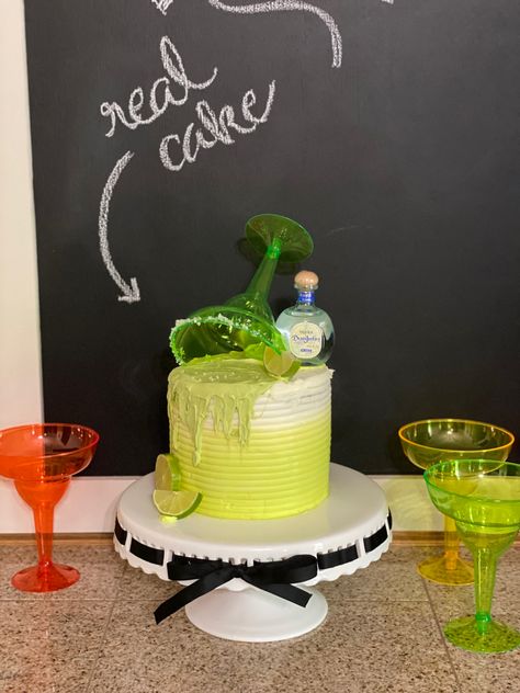 Casamigos Cake Ideas, 50th Birthday Margarita Theme, Casamigos Birthday Cake, Margarita Theme Cake, Margarita Cake Design Birthday, Margarita Cake Design, Margarita Cake, 22nd Birthday Cakes, Small Birthday Cakes