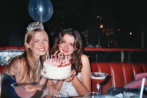 Birthday Disposable Photos, Birthday Vibes, Birthday Aesthetic, Party Photoshoot, It S My Birthday, My Bday, Bday Girl, Birthday Inspo, Birthday Planning