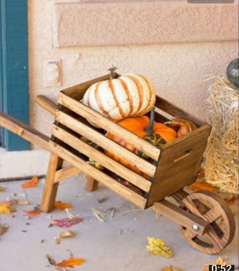 Wheelbarrow Decor, Wood Wheelbarrow, Rustic Wheelbarrows, Wooden Wheelbarrow, Wood Wagon, Garden Diy Ideas, Wheelbarrows, Wooden Wagon, Time Pass