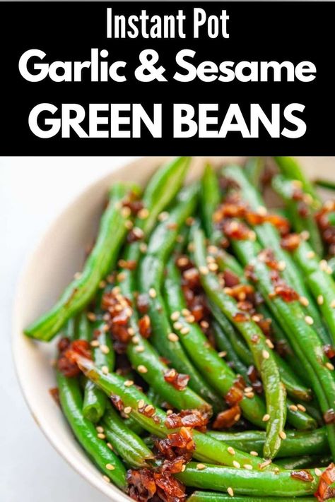 Easy, fast & healthy Instant Pot green beans. Use your Instant Pot to quickly steam green beans and toss them with a flavorful sauce made from sesame oil, soy sauce, honey, rice vinegar, garlic and shallot. Green Beans With Soy Sauce, Steamed Green Bean Recipes, Steam Green Beans, Honey Garlic Green Beans, Asian Green Bean Recipes, Frozen Green Bean Recipes, Instant Pot Green Beans, Sesame Green Beans, Honey Rice