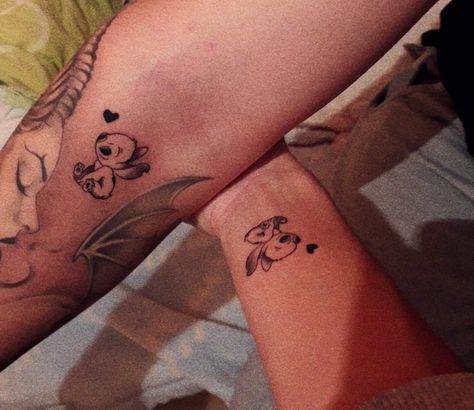 Lilo And Stitch Tattoo Matching, Stitch And Angel Tattoo Couple, Stitch Tattoo Matching, Stitch Matching Tattoos, Stitch And Angel Tattoo, Matching Disney Tattoos, Partner Tattoo, Girlfriend Tattoos, Disney Stitch Tattoo