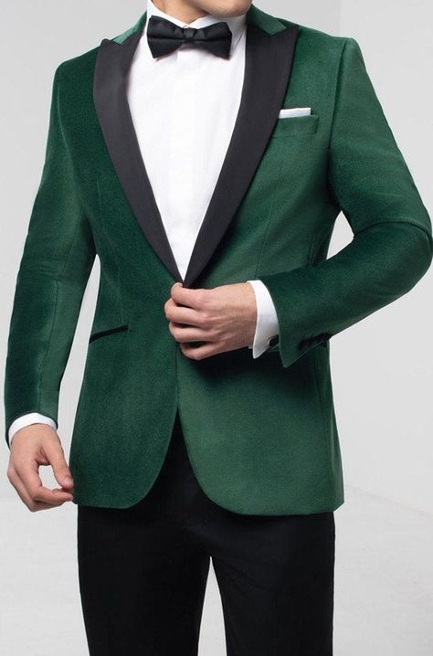 Green Tux, Evening Dinner Party, Party Wear Blazers, European Fashion Winter, Green Suit Jacket, Green Wedding Suit, Wedding Outfit For Boys, Custom Tuxedo, White Tux