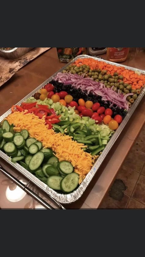 Toss Salad Recipes For A Crowd, Salad Tray Ideas For Party, Large Salads For A Crowd, Salad Bar Party, Jail Party, Thanksgiving Music, Salad Buffet, Cold Salads, Salads For A Crowd