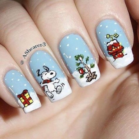 Snoopy Nails, Nail Art Noel, Unghie Nail Art, Cute Christmas Nails, Christmas Nails Easy, Brown Christmas, Christmas Nail Art Designs, Holiday Nail Art, Christmas Nails Acrylic