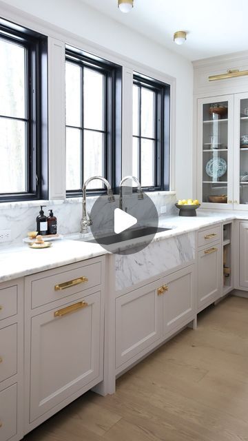 Jennifer Gizzi on Instagram: "Can your sink do this? This @kohler 44” Prolific Sink has been a DREAM. I keep finding new ways to use it every day with all of the integrated accessories. The 3 shelves create multiple work areas that are easily moved around with just a simple slide. My favorite is the colander for easy fruit and veggie prep. Comment “Kohler” and I’ll send you all the sources. #kitchendesign #kohler #partner" Fruit And Veggie Prep, Sink In Island Kitchen, Farmhouse Kitchen Sink Ideas, Veggie Prep, Greige Kitchen Cabinets, Extension Inspiration, Greige Kitchen, Kitchen Sink Window, Beach House Renovation