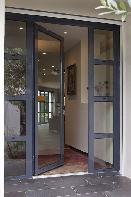 Glass Entrance Doors, Beautiful Front Doors, Contemporary Front Doors, Modern Front Door, Front Door Entrance, Exterior Front Doors, التصميم الخارجي للمنزل, House Front Door, Front Door Design