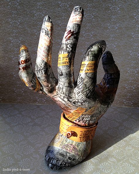 Hand Art Projects, Mannequin Diy, Diy Washi Tape, Classe D'art, Sculpture Lessons, Paper Mache Clay, Mannequin Art, Diy Jewelry Display, Washi Tape Diy