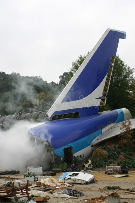 Airplane Graveyard, Jet Fighter Pilot, Jumbo Jet, Private Plane, Tourist Sites, Movie Set, Movie Sets, Boeing 747, Abandoned Places