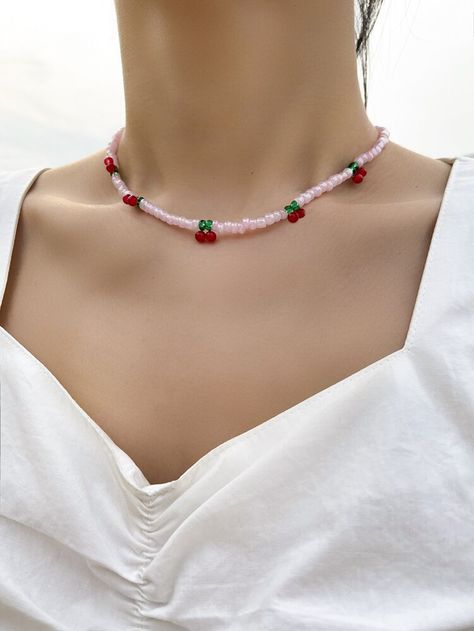 Christmas Bead Necklace, Cherry Decor, Homemade Necklaces, Ankle Bracelets Diy, Cherry Necklace, Fruit Necklace, Beaded Necklace Diy, Beads Bracelet Design, Pink Collar