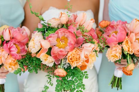 We love peonies and flowers just like them. Team them with orange or pink parasols. Fluffy Pink Orange Bouquets | photography by http://www.brookeimages.com Tiffany Blue Wedding Cake, Orange Centerpieces, Coastal Palette, Orange Wedding Bouquet, Blue Wedding Cake, Coral Wedding Flowers, Bouquet Photography, Tulip Wedding, Orange Bouquets