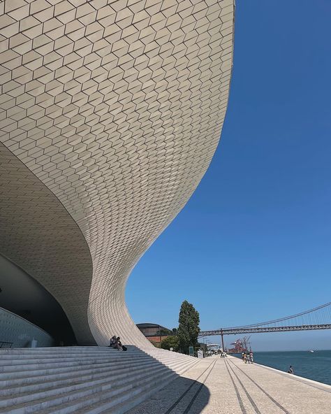 Maat Museum Lisbon, Lisbon Museum, Aesthetic Architecture, Lisbon Travel, City Trip, European Countries, National Museum, World Traveler, Travel Aesthetic