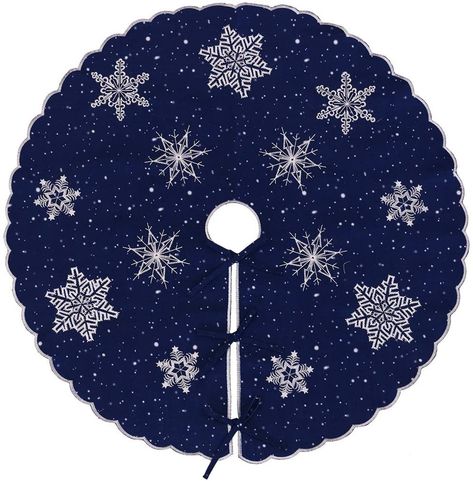 Tree Decorations Outdoor, Tree Skirt Ideas, Snowflake Tree Skirt, Embroidered Snowflakes, Homemade Christmas Tree, Navy Christmas, Blue Christmas Tree, Gnome Christmas, Christmas 2022