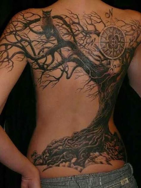 Tree Tattoo Back, Woman With Tattoos, Stylish Tattoo, Wild Tattoo, Tree Tattoo Designs, Tree Of Life Tattoo, Back Tattoo Women, Spine Tattoos, Feather Tattoos