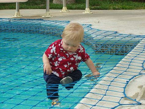 Pool Safety Net, Pool Safety Fence, Pool Nets, Swimming Pool Safety, Safe Pool, Keeping Kids Safe, Small Pool Design, Pool Safety, Pool Fence