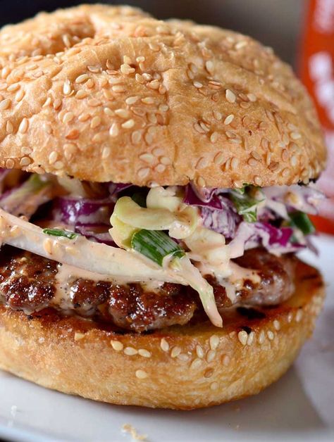 Sriracha Coleslaw, Sriracha Slaw, Black Pepper Pork, Meat Sandwiches, Delicious Burger Recipes, Pepper Pork, Loose Meat, Best Burger Recipe, Sandwich Wraps